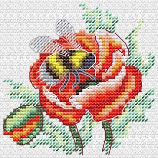 Мак и шмель (10*10 см)